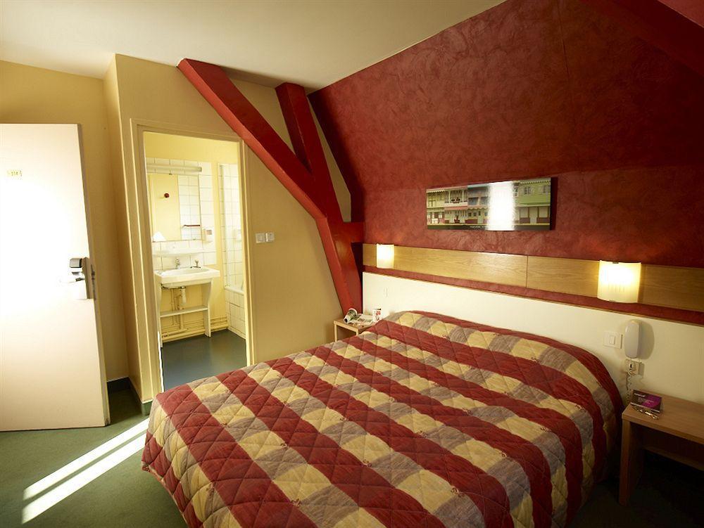 ดิ ออริจินัล ซิตี้ โฮเทล คอนติเนตัล ปัวติเยร์ Hotel ภายนอก รูปภาพ