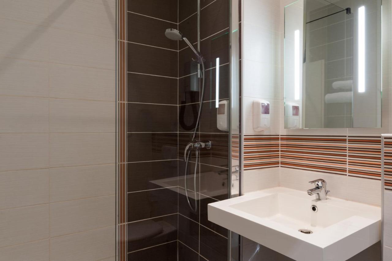 ดิ ออริจินัล ซิตี้ โฮเทล คอนติเนตัล ปัวติเยร์ Hotel ภายนอก รูปภาพ
